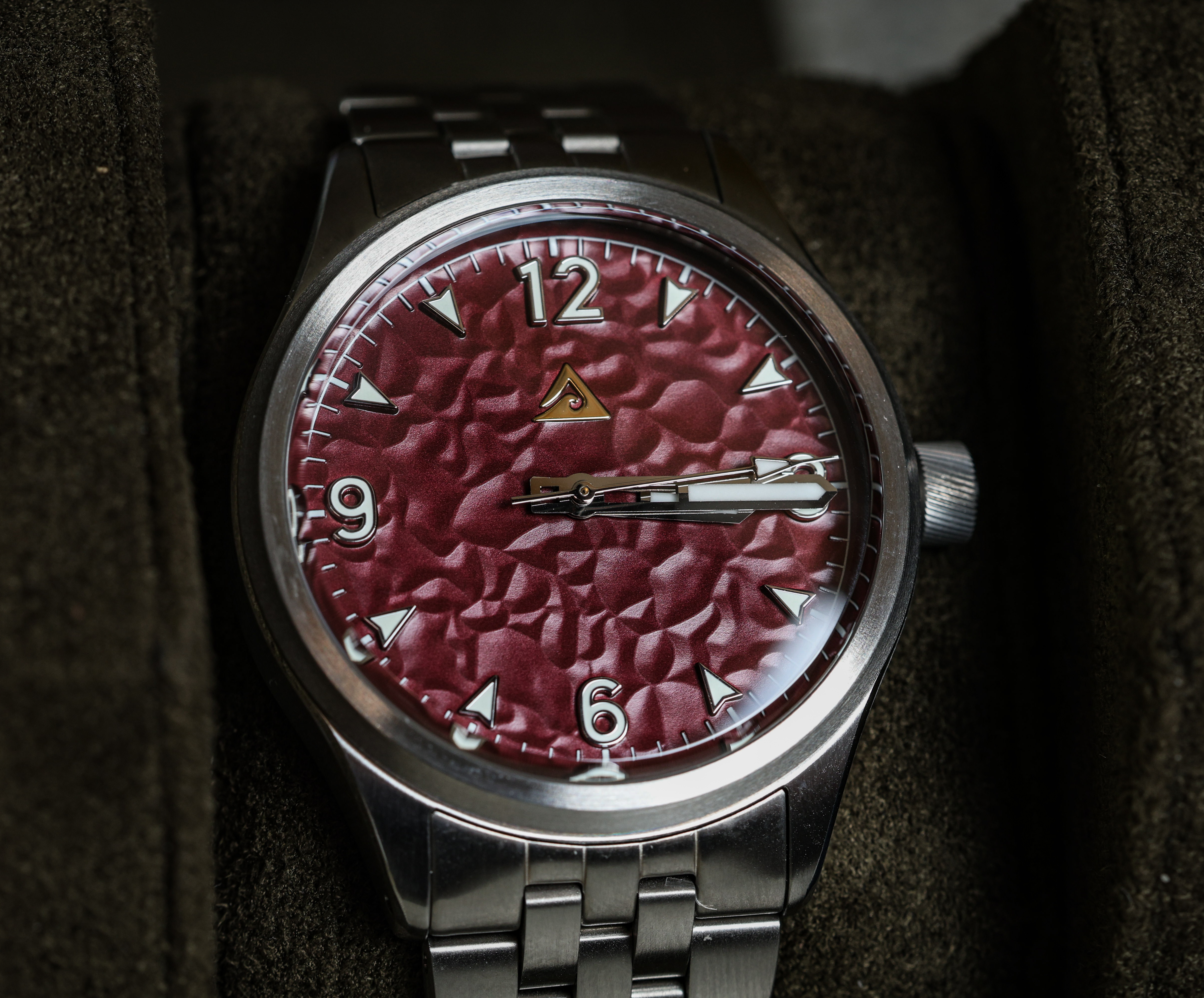 Watch reviews: Zealandic Iceborne