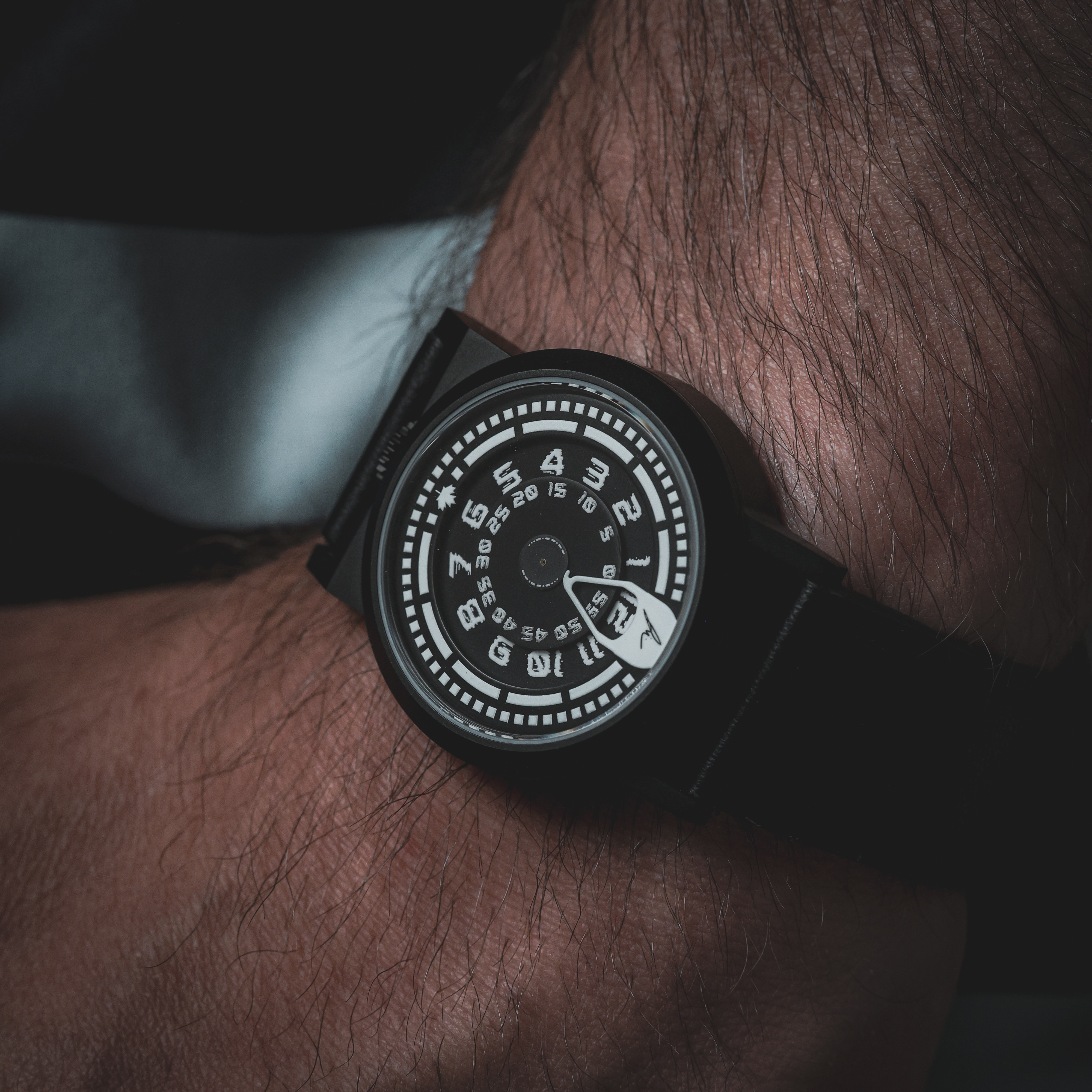 Watch reviews: Canuck x AndoAndoAndo 4th Dimension